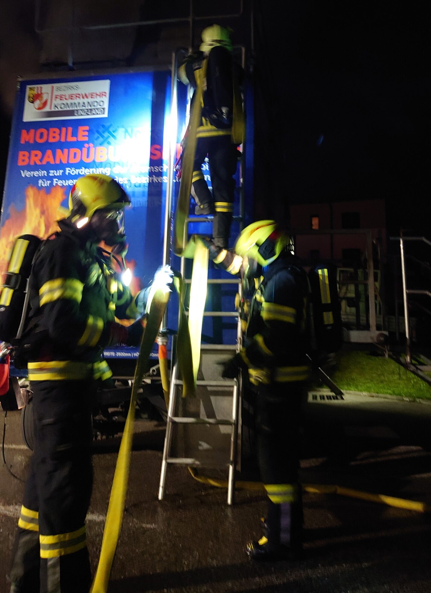 Heißausbildung Brandcontainer